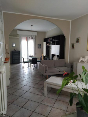 Appartamento a 400m dal Porto Canale Leonardesco